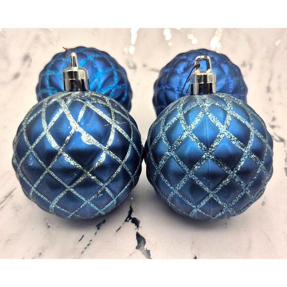 Pretty Set of 4 Christmas Ornaments Blue Glitter Plaid Classic Quilted Look - Picture 2 of 8